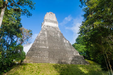 Fototapeta na wymiar Temple I at the archaelogical site Tikal, Guatemala