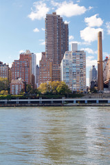 Fototapeta na wymiar Manhattan Waterfront