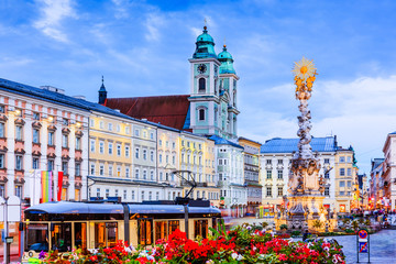 Linz, Austria. Holy Trinity column on the Main Square (Hauptplatz). - obrazy, fototapety, plakaty