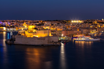 Fototapeta premium Valletta by Night