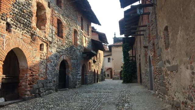 Ricetto di Candelo, borgo storico a Biella
