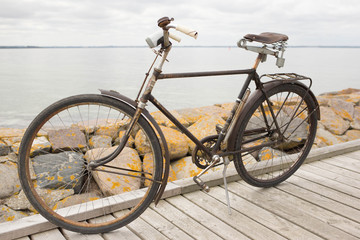 Fototapeta na wymiar Fahrrad an der Ostsee