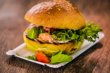 Sandwich hamburger with and mix of vegetables