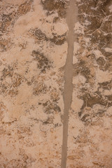 Schäden an Hauswand