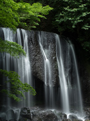 福島にある美しい達沢不動滝