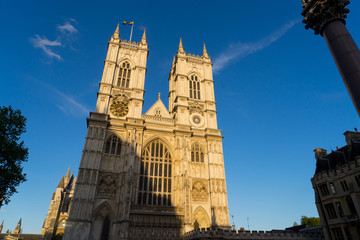 Fototapeta na wymiar Big Ben and Westminster abbey in London, England