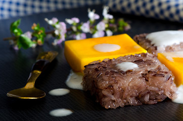 Thai dessert, Mango and sticky rice