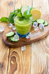 Green vegetable smoothie