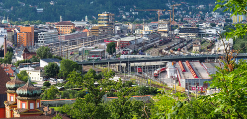 Innsbruck mit Hauptbahnhof