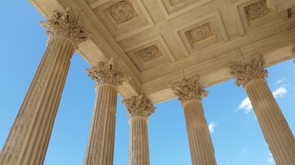 Nîmes 