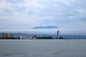 雲海の上の比叡山