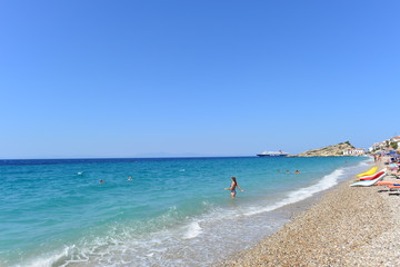 Traumstrände in Kokkari auf Insel Samos in der Ostägäis - Griechenland 
