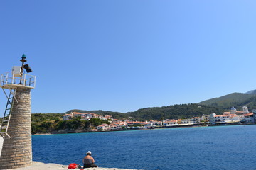 Fischereiihafen in Kokkari auf Insel Samos in der Ostägäis - Griechenland 