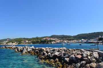 Fischereiihafen in Kokkari auf Insel Samos in der Ostägäis - Griechenland 