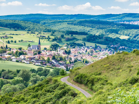 Blick auf Windesheim in Rheinhessen, Rheinland-Pfalz