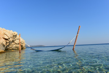 Fototapeta premium Hängematte im Meer Insel Samos Ostägäis - Griechenland 