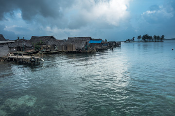 Fototapeta na wymiar Dorf in Guna Yala, San Blas Inseln, Panama