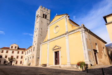 Fototapeta na wymiar The parish church of St. Stephen, Motovun