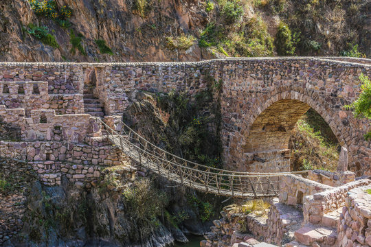 Zwei Br&uuml;cken in Peru