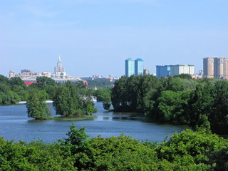 Fototapeta na wymiar Moscow river, Russia. Cityscape of Moscow with skyscapers and landcape of Moscow river.