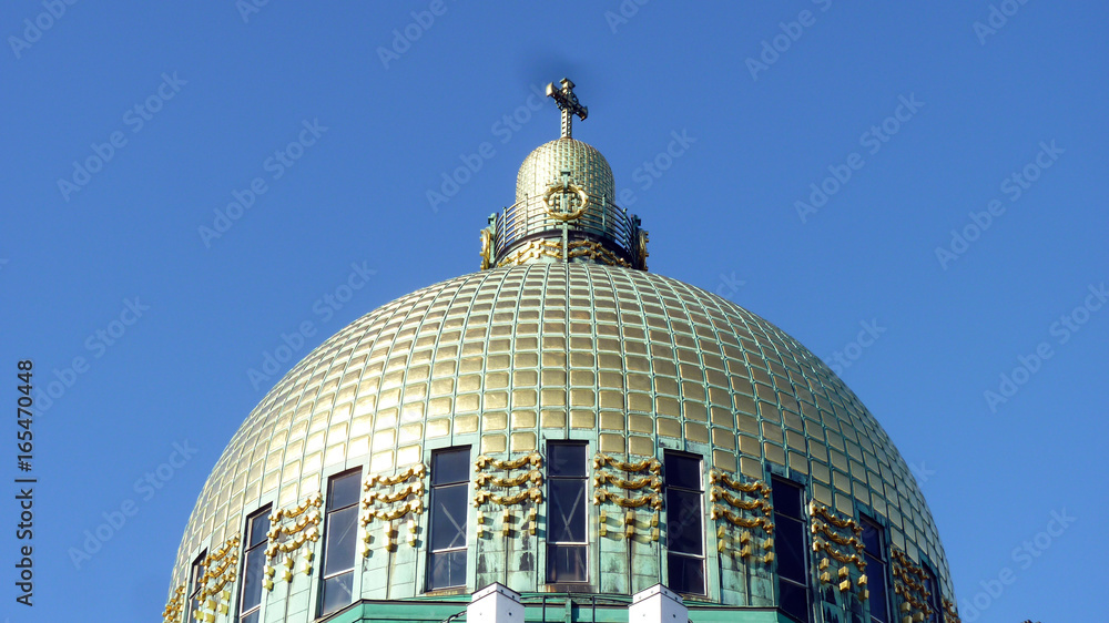 Wall mural Kirche am Steinhof auch Kirche zum heiligen Leopold aus dem Jugendstil von Otto Wagner in Wien