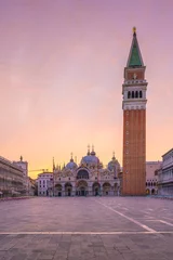 Photo sur Aluminium brossé Venise San Marco square with Saint Mark's Basilica