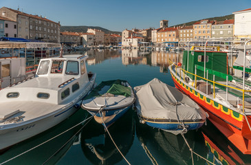 Fototapeta na wymiar Old harbour of Cres