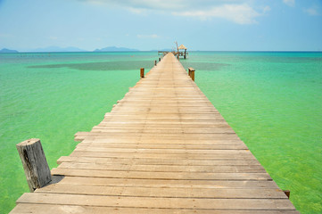 Fototapeta premium Wooden Piers on Tropical Islands