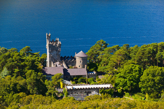 Glenveagh Castle, Donegal (Ireland)