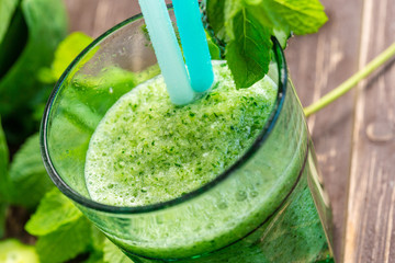 Green vegetable smoothie