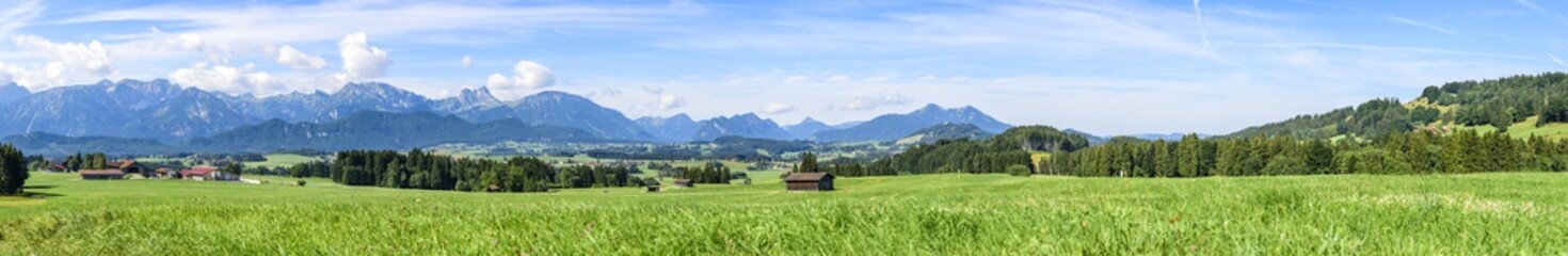 Naturlandschaft am bayrischen Alpenrand - obrazy, fototapety, plakaty