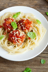 Spaghetti pasta with meatballs