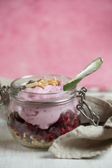 Joghurt Bowl im Glas 3