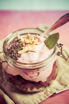 Joghurt Bowl im Glas 2 Vintage