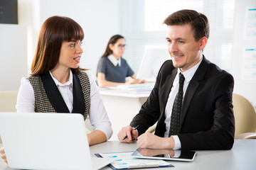 Businesspeople in a meeting