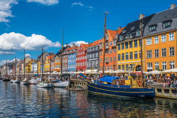 Fototapeta na wymiar Nyhavn district is one of the most famous landmarks in Copenhagen, Denmark