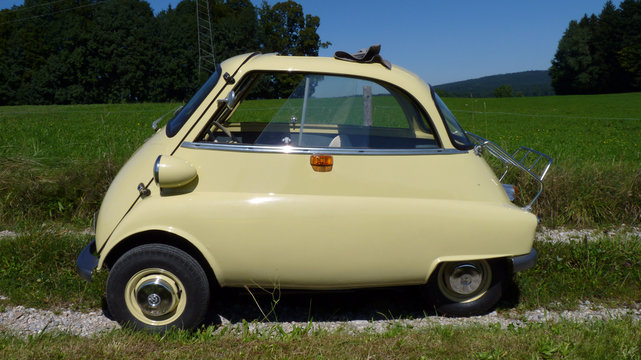 kleiner kultige BMW Isetta