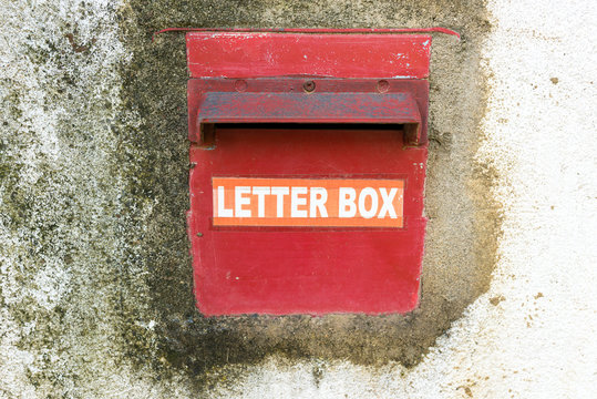 Lettering at letter box on the wall outside a house in Unawatuna in the south of Sri Lanka