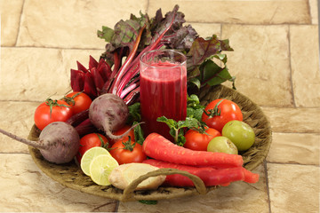 Vegetable Juice with Fresh Vegetables