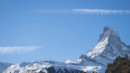 Papier Peint photo Cervin Matterhorn peak , Zermatt village , Switzerland