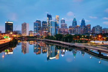 Philadelphia skyline at night - 165579883