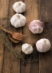 garlic on wood

