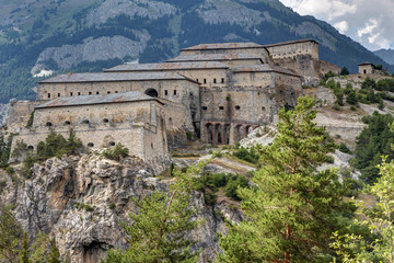 Fototapeta premium Les forts de l Esseillon - Le fort Victor-Emmanuel - Savoie