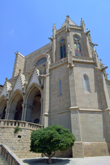 Fototapeta na wymiar Colegiata Basílica de Santa María de la Aurora (Manresa)