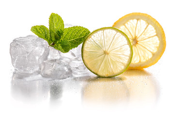 Ice cubes, lime and lemon.