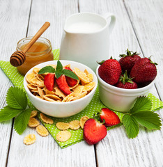 Muesli with strawberries