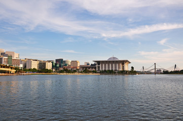 Obraz premium Scenic view of mosque named as Tuanku Mizan Zainal Abidin Mosque in Putrajaya, Malaysia.
