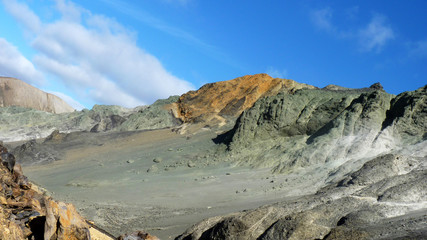 Fototapeta na wymiar wunderschöne Landschaft des Nationalparks Landmannalaugar in Island