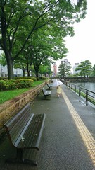 富山城　お堀前のベンチ
