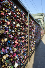 Obraz premium Hohenzollern Bridge with amazing plethera of love locks